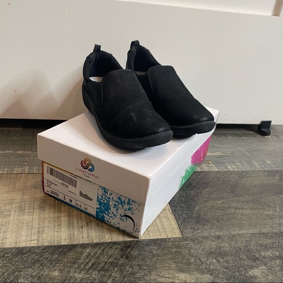 Cloudsteppers by Clark’s Sillian Paz Slip-On Loafer New In Box. - Picture 5 of 14